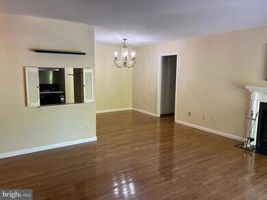 507 Old Forge Crossing unit 507, Devon, PA 19333 - photo 3
