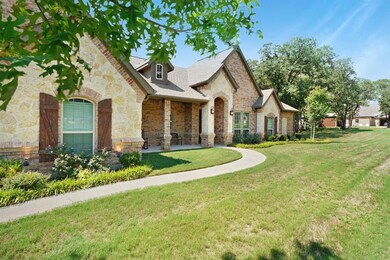 144 Flying Diamond Dr, Springtown, TX 76082 - photo 2