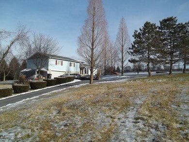 6645 Walnut St, Slatington, PA 18080 - photo 4