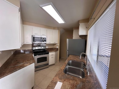 8441 Via Mallorca unit 74, La Jolla, CA 92037 - photo 5