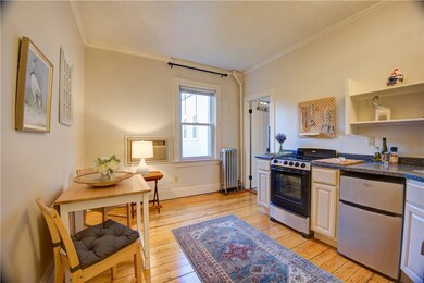 73 Holden St unit 2B, Providence, RI 02908 - photo 3