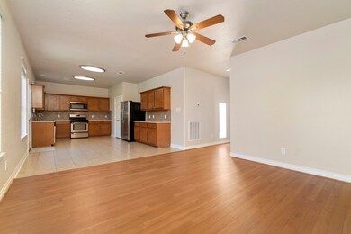 2527 Camden Park Dr, Conroe, TX 77385 - photo 7