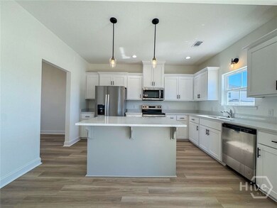 42 Hollis Ln, Hinesville, GA 31313 - photo 6