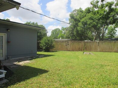 5841 Cherry Laurel Dr, Jacksonville, FL 32210 - photo 3