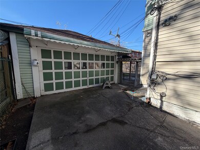 40-36 69th St, Flushing, NY 11377 - photo 6