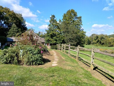 2 Iron Bridge Rd, Glenmoore, PA 19343 - photo 2