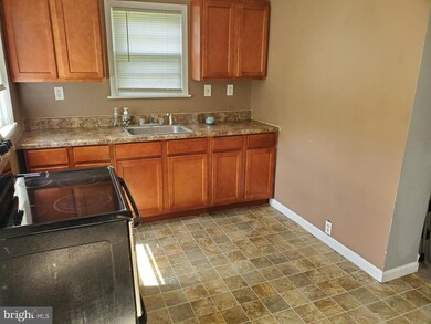 1208 Crown Point Rd unit A, West Deptford, NJ 08093 - photo 3