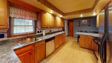 zZePCF3p26F-Kitchen