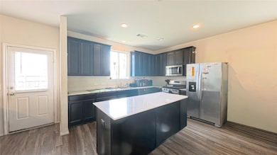 4419 Iron Horse Dr, Houston, TX 77069 - photo 4