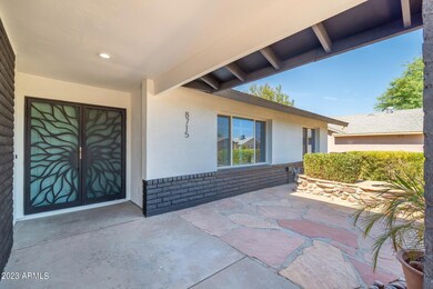 8715 E Amelia Ave - 04