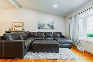 17 Winslow St, Shrewsbury, MA 01545 - photo 3