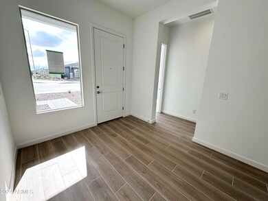 4 - Foyer