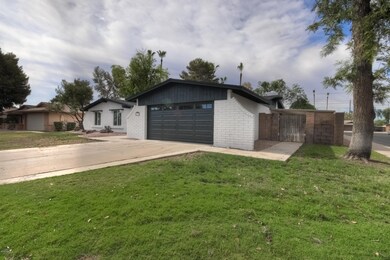 2537 W Portobello Ave-6