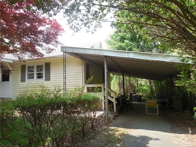 375 Factory Ave, Mattituck, NY 11952 - photo 3