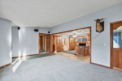 10 Oaklawn Ave, Orange, MA 01364 - photo 6