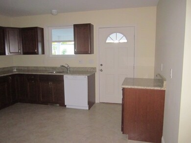 67 Pine St unit B, Woburn, MA 01801 - photo 5