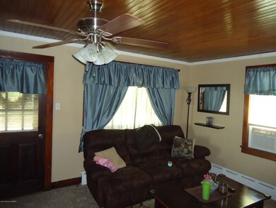 1037 Shoemaker Ave, Wyoming, PA 18644 - photo 5