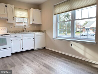 31 Knollwood Dr, Woodbury, NJ 08096 - photo 6