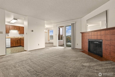 9020 25th Ave SW, Seattle, WA 98106 - photo 7