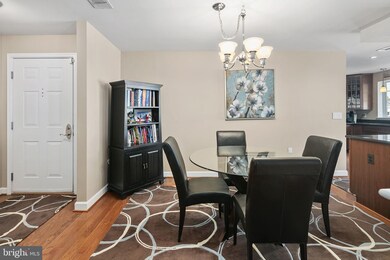 4129 S Four Mile Run Dr unit 401, Arlington, VA 22204 - photo 3