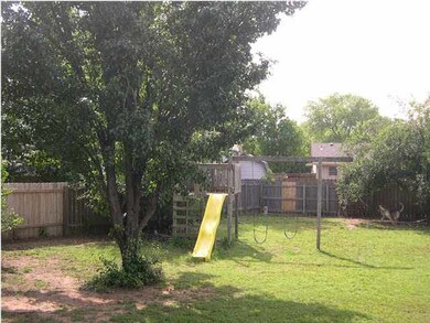 Lot's of Trees for Shade * Playfort Stays