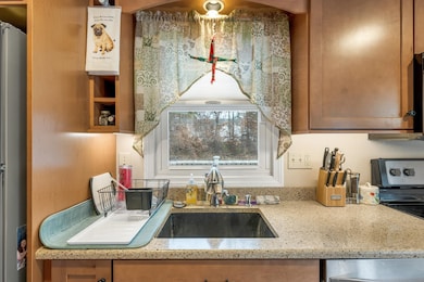 106 Fairview Ave, Conway, NH 03818 - photo 5