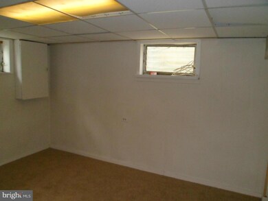 unlisted-address, Washington, DC 20019 - photo 6