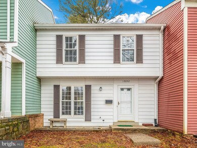 12842 Kitchen House Way, Germantown, MD 20874 - photo 2