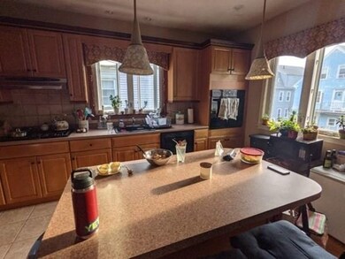 11 Lowden Ave unit 2, Somerville, MA 02144 - photo 6