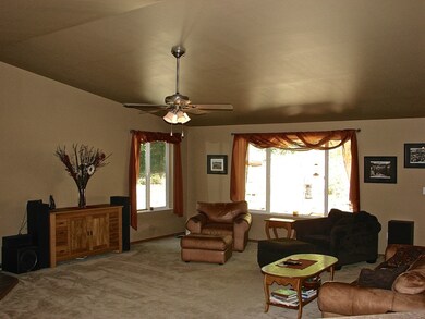 23430 Fiske Rd E, Orting, WA 98360 - photo 6