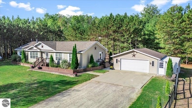 6440 Webb Rd, Hale, MI 48739 - photo 4