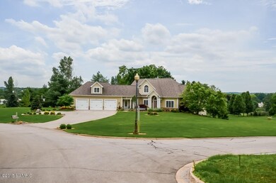 004-Front_View-1091350-mls.jpg