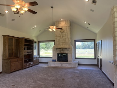 901 Huffman St, Montgomery, TX 77316 - photo 2