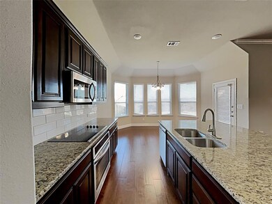 141 Colonial Dr, Joshua, TX 76058 - photo 3