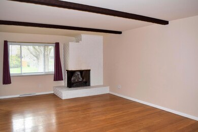 2671 Montcalm Rd, Columbus, OH 43221 - photo 3