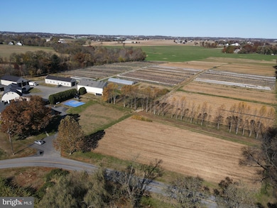 690 Kraybill Church Rd, East Donegal Township, PA 17552 - photo 4