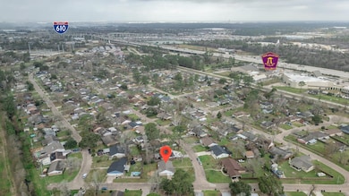 conveniently located close to 69 and Bellway 8