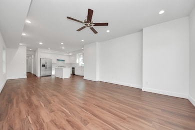 611 E 39th St unit D, Houston, TX 77022 - photo 4