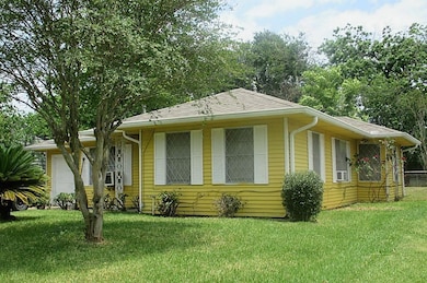 3619 Yosemite St, Houston, TX 77021 - photo 2