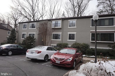 11737 Ledura Ct unit 102, Reston, VA 20191 - photo 3