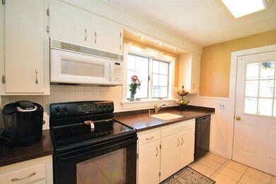 23 1/2 Hill St, Dover, NH 03820 - photo 6