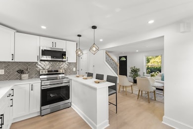 26 Lamb St, Attleboro, MA 02703 - photo 4