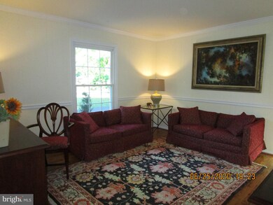 19109 Stoney Ln, Hagerstown, MD 21742 - photo 7