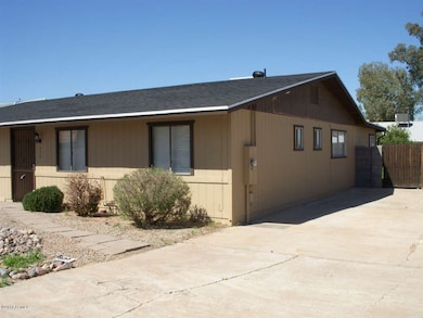 354 Hackamore - Main Front Exterior