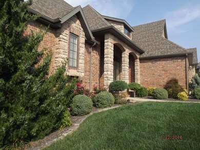 1414 N Rich Hill Cir, Nixa, MO 65714 - photo 5