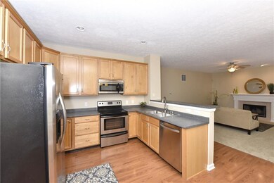 11876 Weathered Edge Dr, Fishers, IN 46037 - photo 3