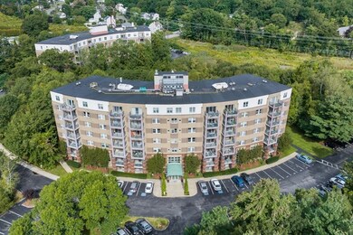 273 Cambridge Rd unit 404, Woburn, MA 01801 - photo 2