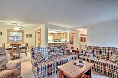 57 W Branch Rd unit 3, Lincoln, NH 03251 - photo 2