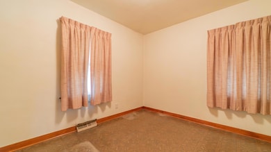 7019 Chestnut Ave, Hammond, IN 46324 - photo 6