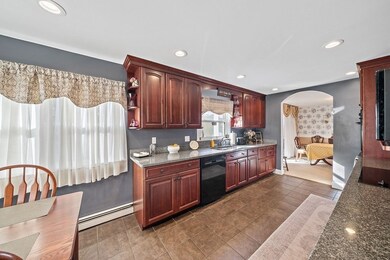 22 Old Mansion Ln, Whitman, MA 02382 - photo 7